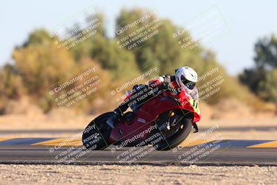 media/Dec-07-2024-CVMA (Sat) [[21c5f1ef85]]/Race 11-Amateur Supersport Open/